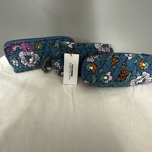 NWT Vera Bradley Blue Floral Quilted Bag Set